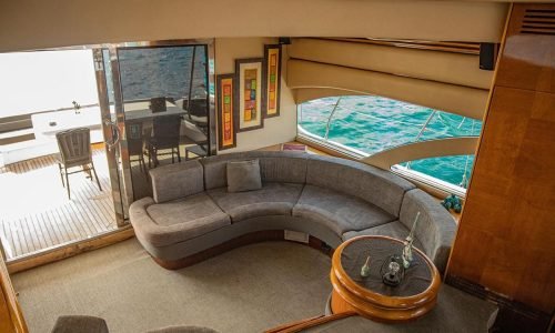Blue-Yacht-2-2